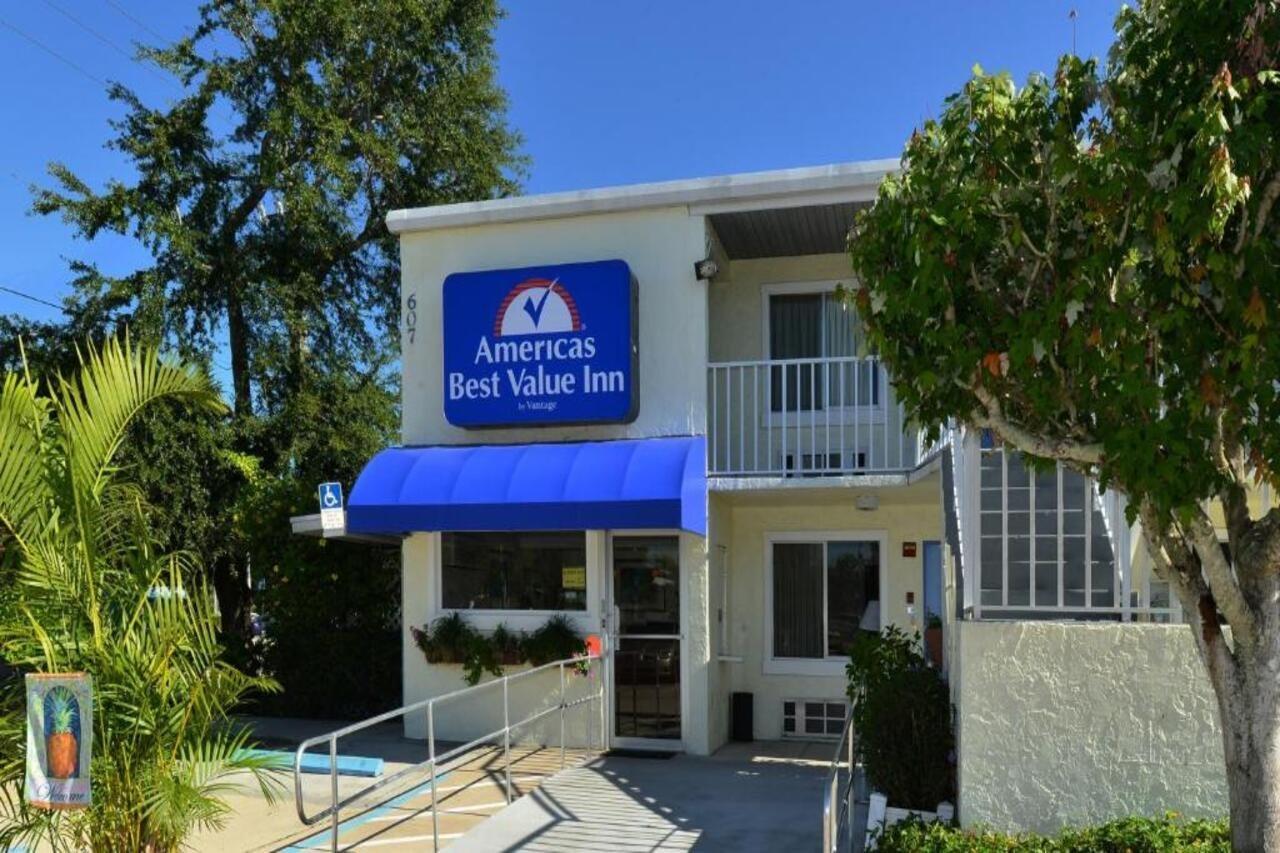 Americas Best Value Inn Bradenton-Sarasota Экстерьер фото